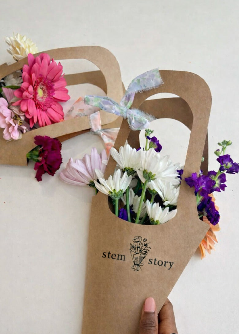 Stem and Story Mini Bouquet